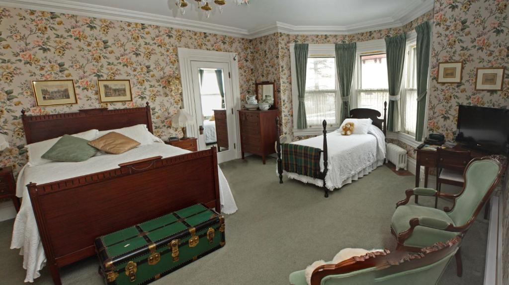 Homeport Historic B&B Saint John Habitación foto